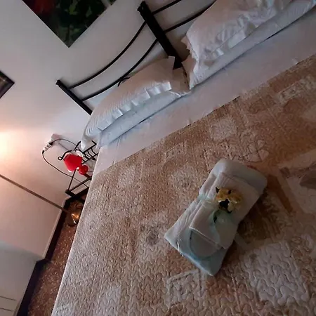 Rosa Apartment *